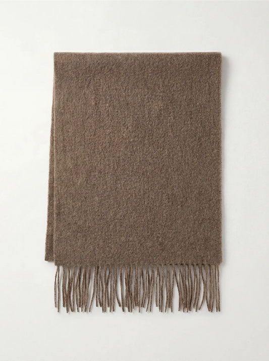 The Cashmere Scarf